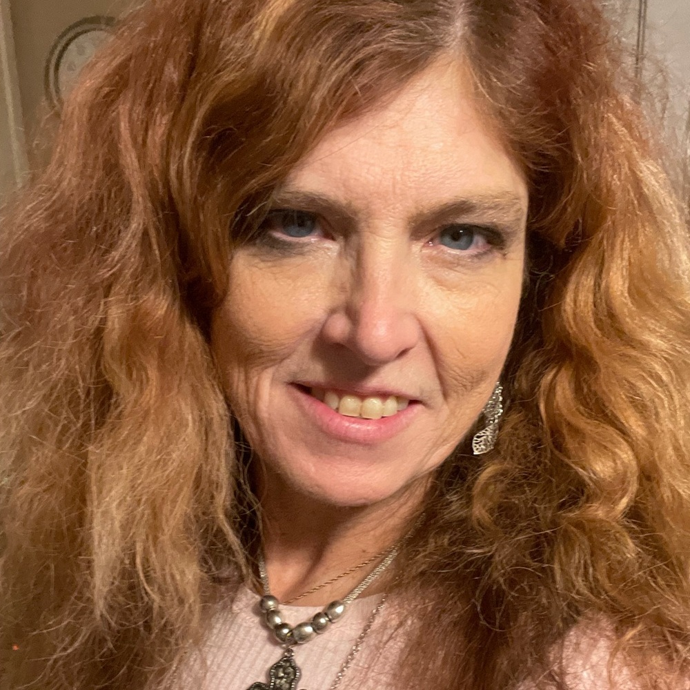 Meet your Posher, Kelli